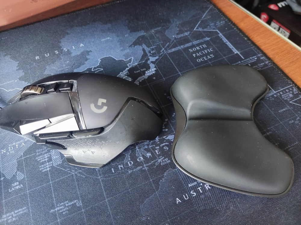 A Striva wrist rest setup